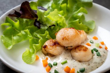 Sebzeli ızgara tarak shell