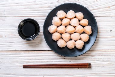 Çin karides pişmiş hamur tatlısı - Asya gıda tarzı