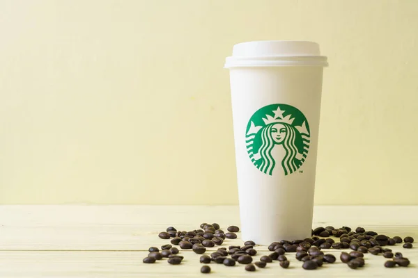 Bangkok Thailand Jun 2018 White Coffee Cup Starbucks Logo Wood — Stock Photo, Image