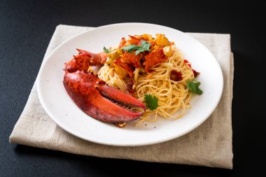 Makarna ya da ıstakoz spagettisi - İtalyan yemeği