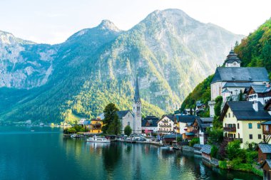Avusturya Alpleri'nde, Salzkammergut bölge, Hallstatter gölde Hallstatt köyü Hallstatt, Avusturya