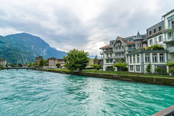 Cidade Interlaken Com Rio Thunersee Suíça — Fotografia de Stock