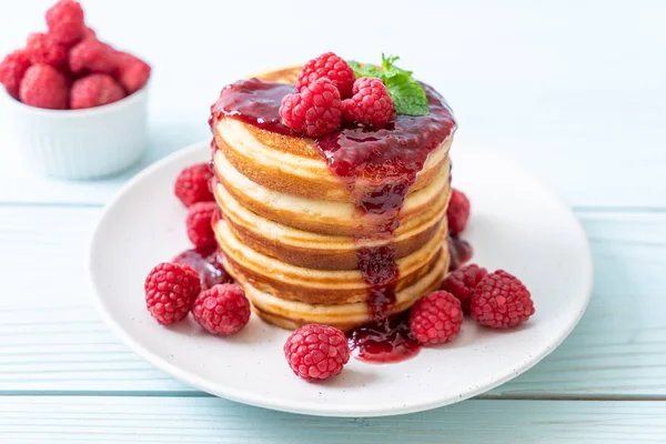Pancake Fresh Raspberries Raspberry Sauce — Stock Photo, Image