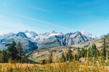 Zermatt, İsviçre Alpleri dağların güzel manzara