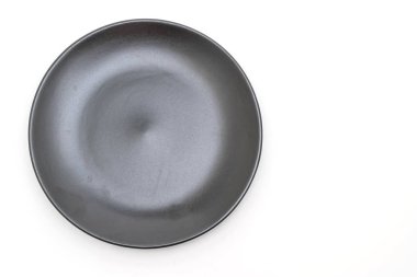 boş siyah plaka ve beyaz arka plan üzerinde izole kase