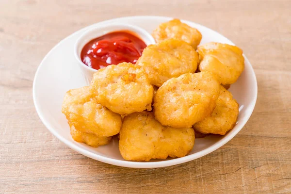 Kycklingnuggets Med Sås Ohälsosam Mat — Stockfoto