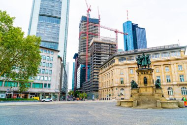 Frankfurt, Almanya - Eylül 2 2018: Şehir sokak n Frankfurt, Almanya'da Eylül 3, 2018.