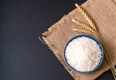 Beyaz ham Tay Yasemin pirinç