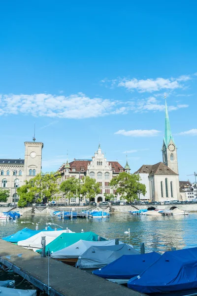 Curych Centrum Města Slavným Fraumunster Grossmunster Kostely Řeka Limmat Curychu — Stock fotografie