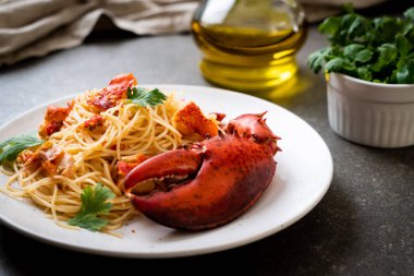 Makarna ya da ıstakoz spagettisi - İtalyan yemeği