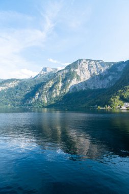Avusturya Alpleri'nde güzel Hallstatter göl