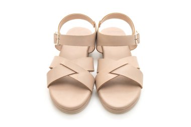 Kadınlar beyaz arka plan üzerinde izole sandalet deri