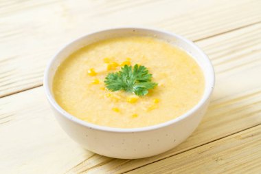 Mısır çorba kasesi - sağlıklı gıda tarzı