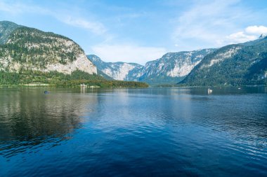 Avusturya Alpleri'nde güzel Hallstatter göl