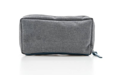 aksesuar çantası veya beyaz arka plan üzerinde izole kozmetik çantası