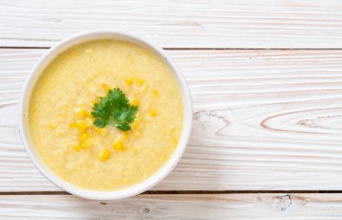 Mısır çorba kasesi - sağlıklı gıda tarzı