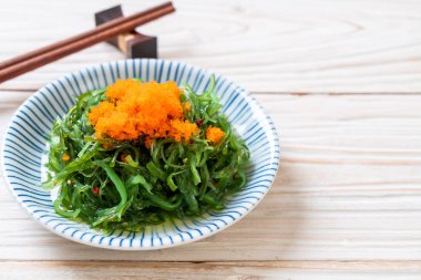 yosun salata karides yumurta - Japon gıda tarzı