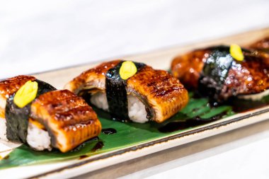 Unagi (yılan balığı) Suşi - Japon yemekleri