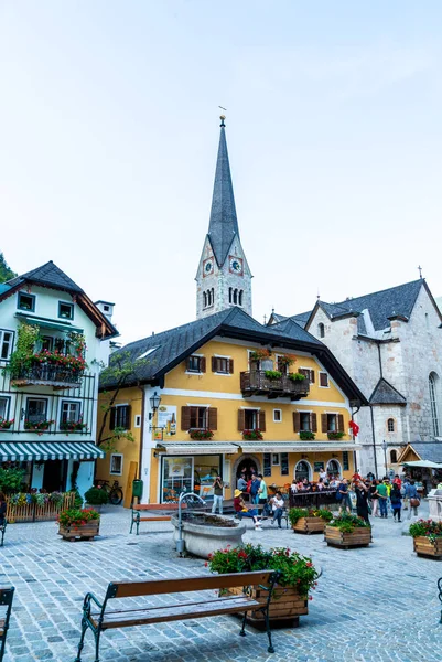 Hallstatt Áustria Agosto 2018 Praça Cidade Hallstatt Áustria Hallstatt Uma — Fotografia de Stock