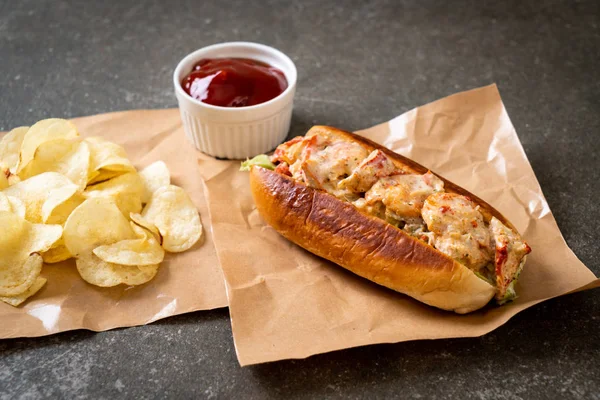 homemade lobster roll with potato chips