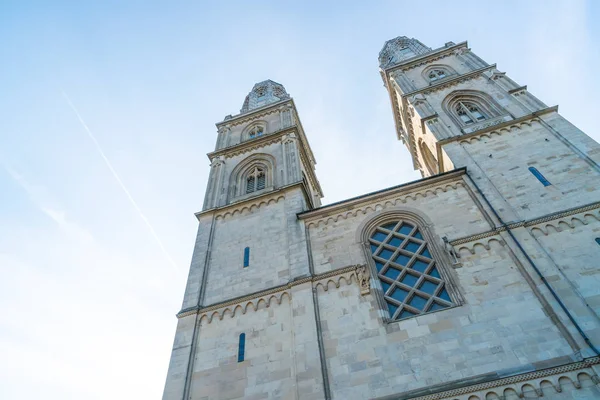 Gyönyörű Építészeti Híres Torony Grossmünster Templom Zurich City Svájc — Stock Fotó