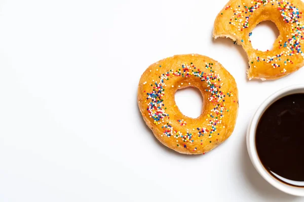 Donut Met Kleurrijke Hagelslag Bovenaanzicht — Stockfoto