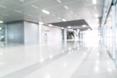 soyut bulanıklık ve boş ofis binası arka plan cam pencere ve kopyalama yeri olan defocused