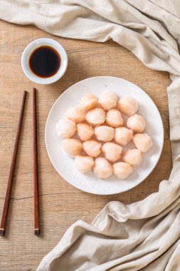 Çin karides pişmiş hamur tatlısı - Asya gıda tarzı