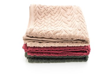 Beyaz arkaplanda izole edilmiş havlu