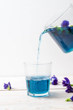 kelebek bezelye suyu - sağlıklı içecek