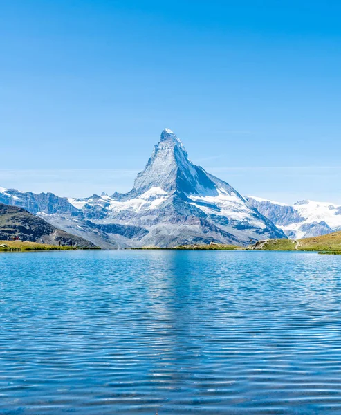 Cervino Con Lago Stellisee Zermatt Suiza —  Fotos de Stock