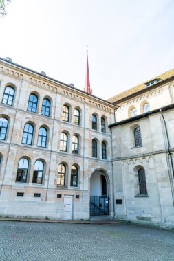 Güzel mimari Grossmunster ünlü kulesi kilise Zürih Şehri, İsviçre