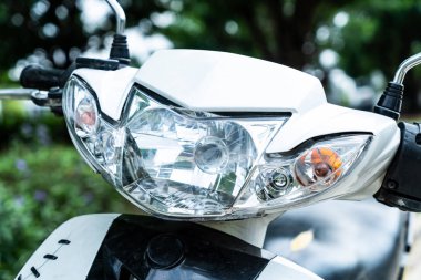 Yakın çekim motosiklet Far veya kafa lambası