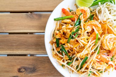 Tay gıda Tay (tavada kızartılmış Pirinç Noodle karides ile) - pad