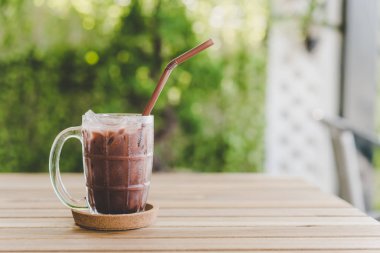 buzlu çikolata meşrubatının klasik cam