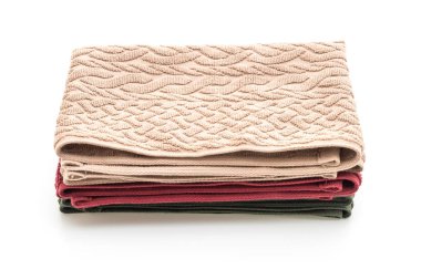 Beyaz arkaplanda izole edilmiş havlu