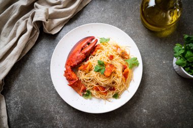 Makarna ya da ıstakoz spagettisi - İtalyan yemeği