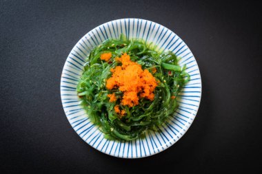 yosun salata karides yumurta - Japon gıda tarzı