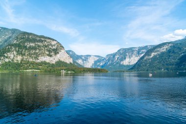 Avusturya Alpleri'nde güzel Hallstatter göl