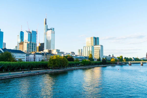 Frankfurt Main Skyline Der Dämmerung — Stockfoto