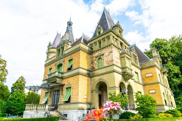 Bela Arquitetura Castelo Hunegg História Museu Nacional Suíça — Fotografia de Stock