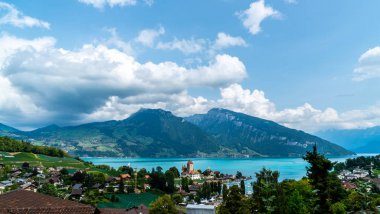 Spiez Castle Thun Gölü İsviçre ile