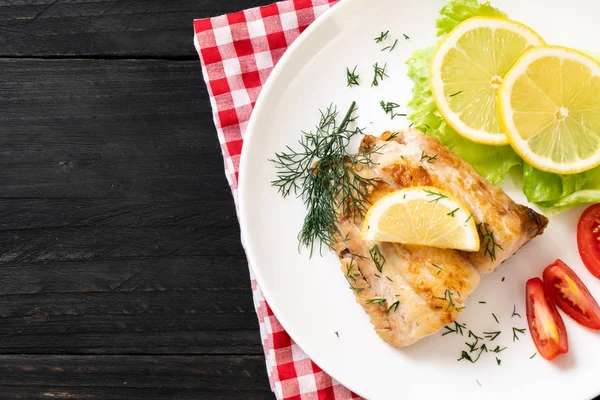 Izgara balık bifteği.