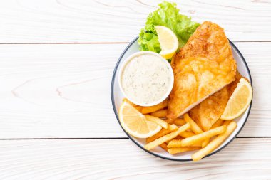 Balık ve cips - sağlıksız gıda