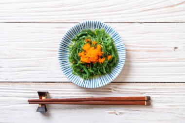 yosun salata karides yumurta - Japon gıda tarzı