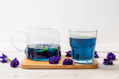 kelebek bezelye suyu - sağlıklı içecek