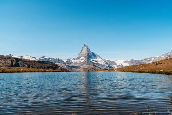 Matterhorn Com Stellisee Lake Zermatt Suíça — Fotografia de Stock