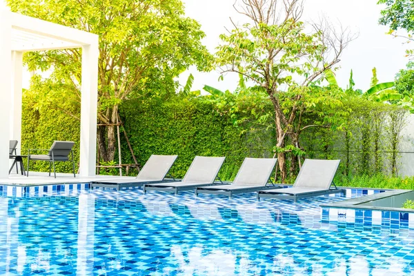 Bett Pool Mit Außenpool Hotel Und Resort Für Reise Und — Stockfoto