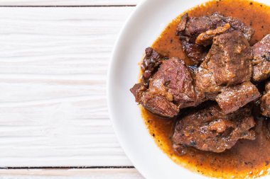 herb - Phuket Tayland geleneksel gıda tarzı ile domuz eti güveç