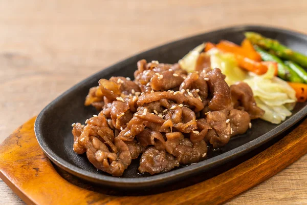 Filete Cerdo Rodajas Placa Caliente Estilo Asiático —  Fotos de Stock